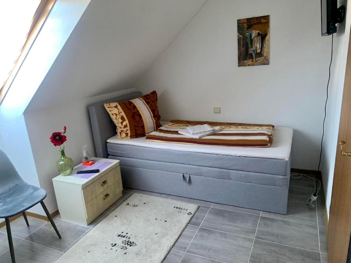 Haus Am Burghain Naumburg  Ngoại thất bức ảnh