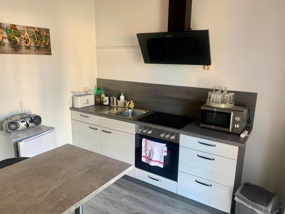 Haus Am Burghain Naumburg  Ngoại thất bức ảnh