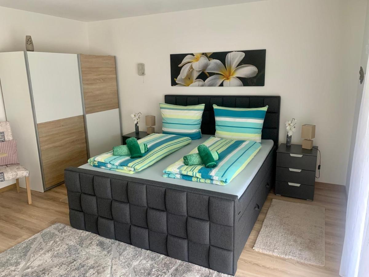 Haus Am Burghain Naumburg  Ngoại thất bức ảnh